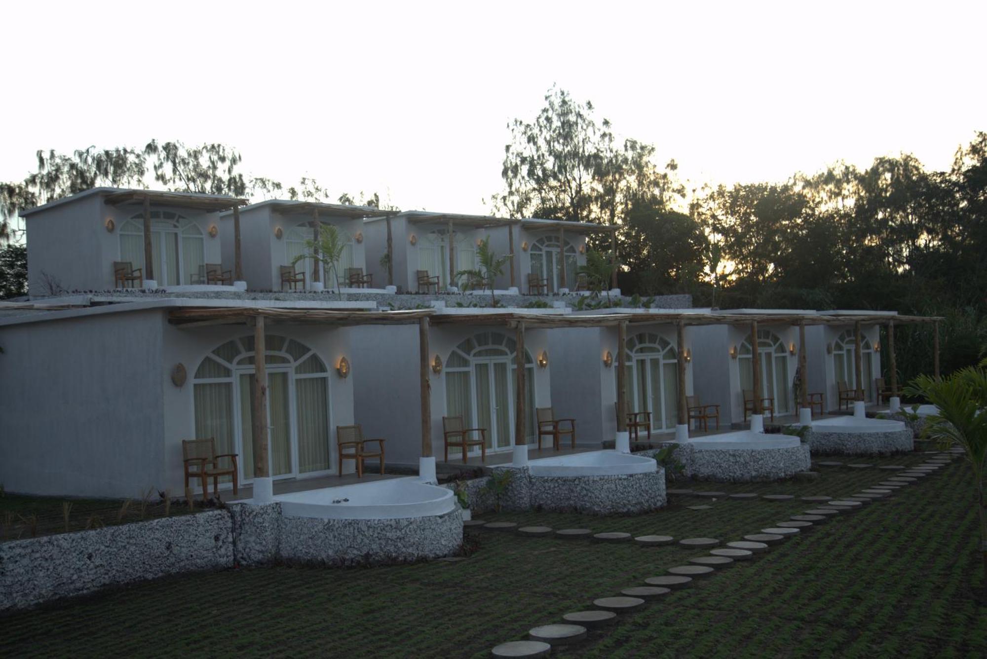 Cinze Villas And Hot Spring Kubupenlokan Exterior photo